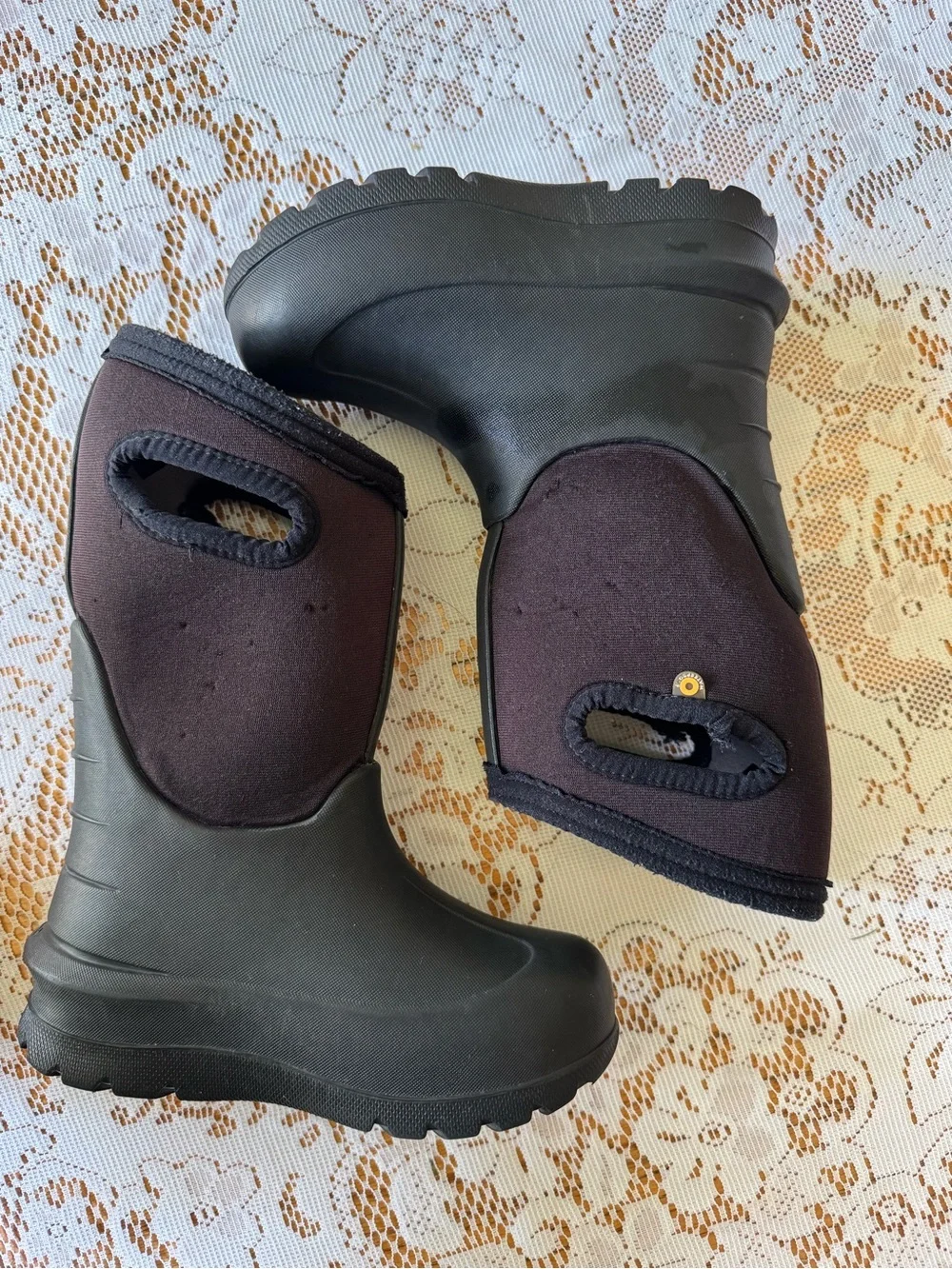 Kids Bogs size 10
